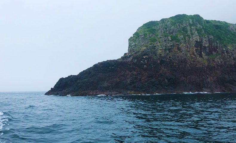 台風後の梅雨グレ、加唐島（小崎）で尾長チャレンジ