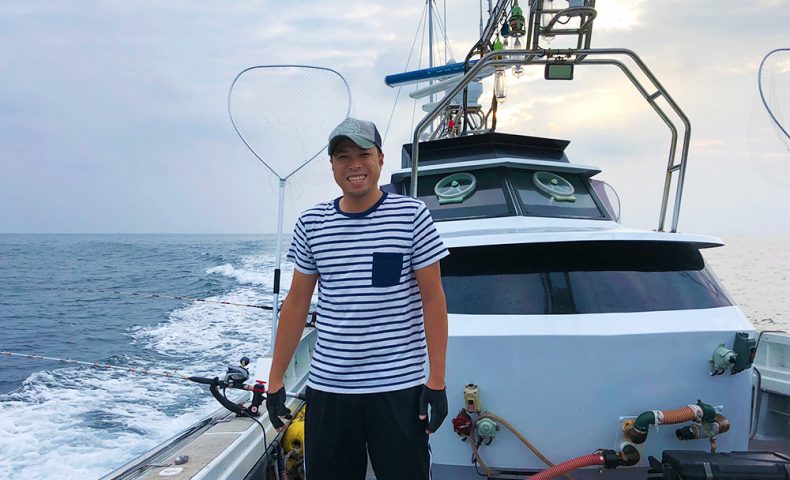 小呂島の沖でヒラマサ狙いの落とし込み釣り