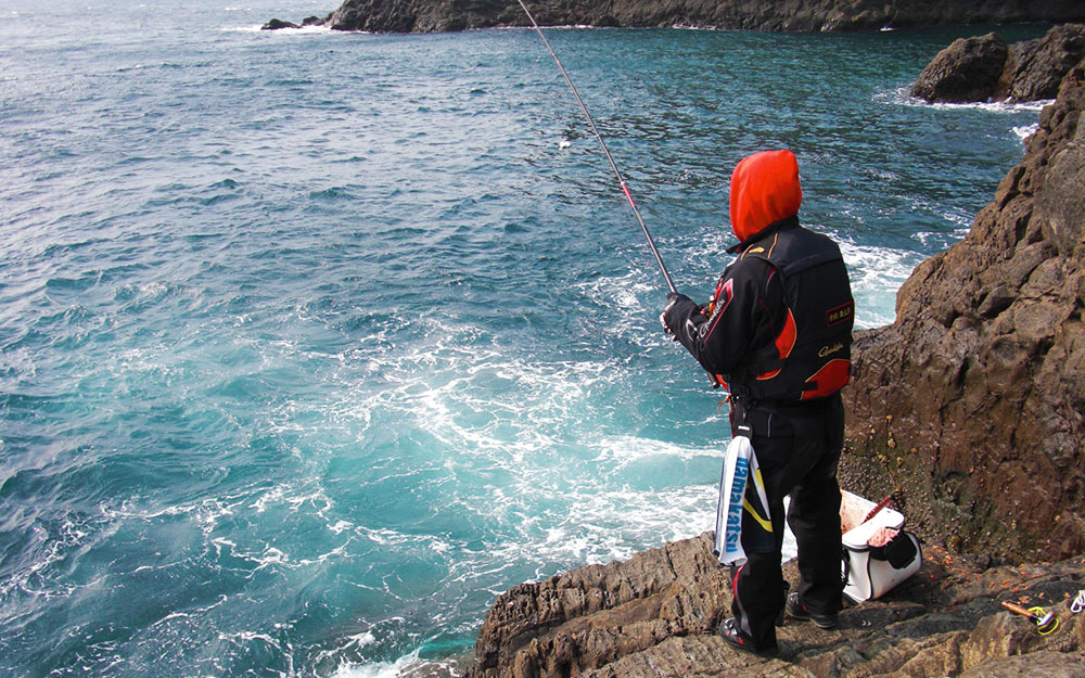 春季懇親釣り大会（下阿値賀島）