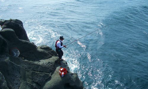 エサ取りと強風に苦戦、古志岐三礁（スベリ）