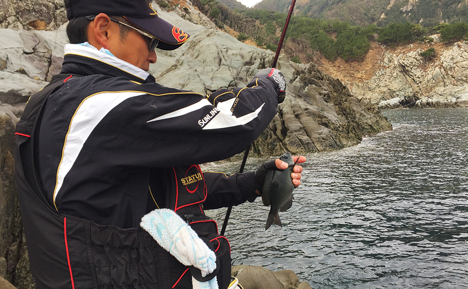 初釣りは、馬渡島（白岳）に寒グロ釣行