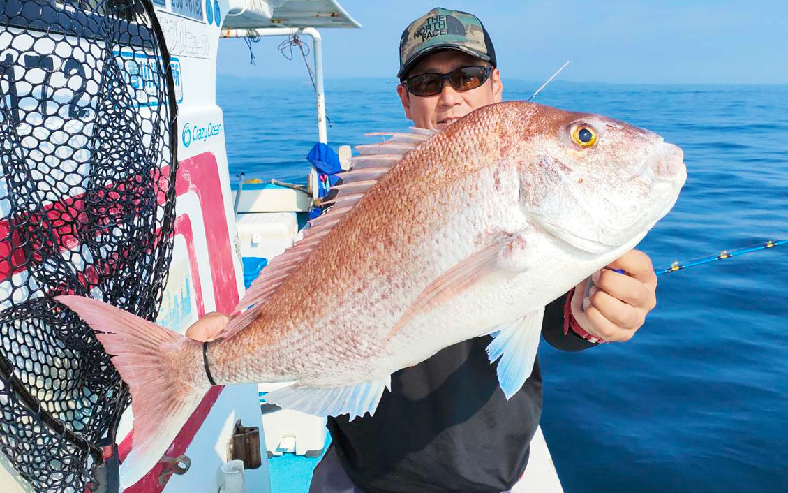 馬渡島沖で落とし込み釣り